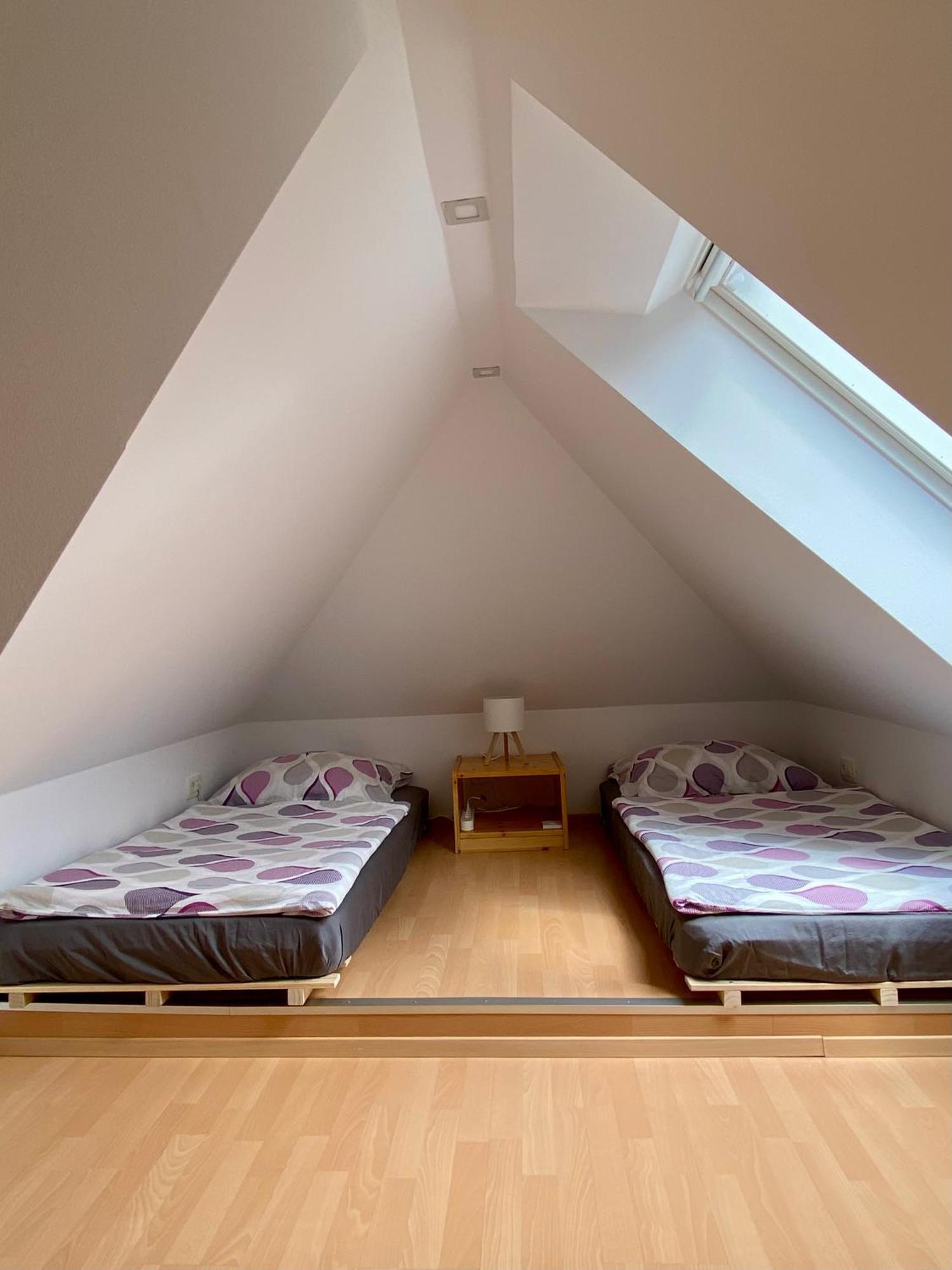 Iris Apartment *